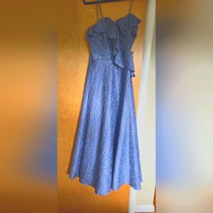 NWT Theia Elegant Strapless Dress. Very Light Weight.